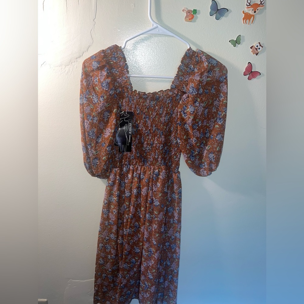 Dress - Picture 2 of 4